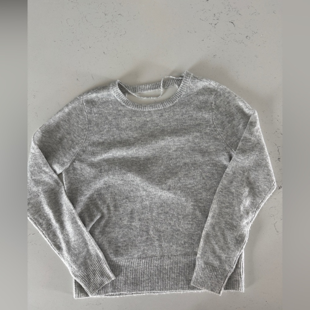 Vero Moda Light Gray Knit Sweater with Label